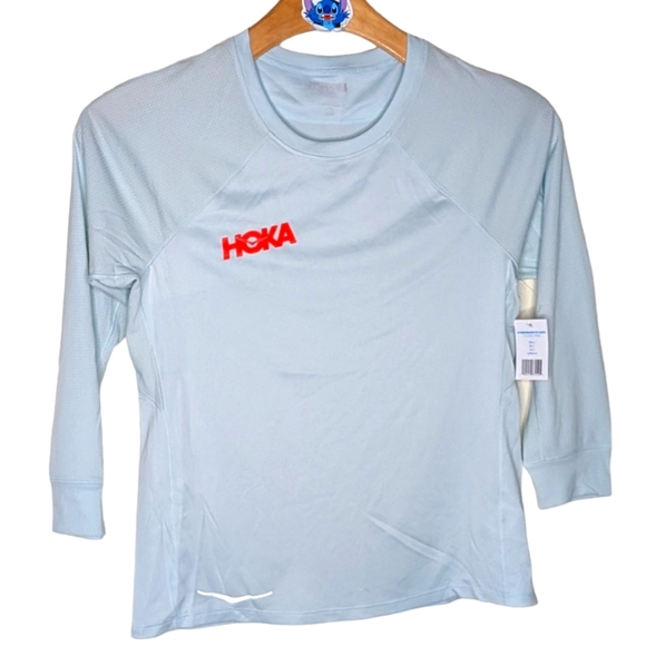 Woman's Blue HOKA PERFORMANCE 3/4 SLEEVE TOP - Picture 4 of 6
